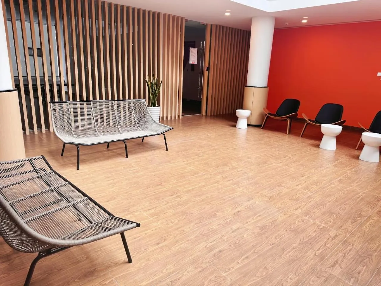 The Bess Hotel Tokyo Is Located Adjacent To Singapore And Offers Sea Views It Is A Three Bedroom Family Business Smart Room With Sea Views In Princess Bay Johor Bahru